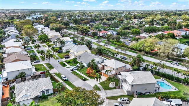 21232 SW 94th Ct, Cutler Bay, FL 33189