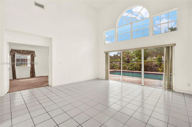 21232 SW 94th Ct, Cutler Bay, FL 33189