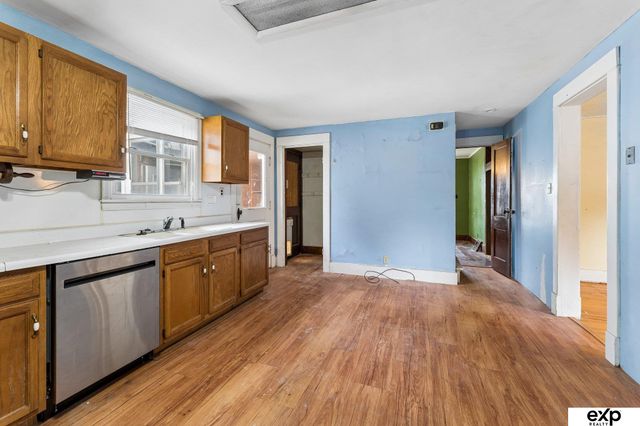 152 Harrison Street, Council Bluffs, IA 51503