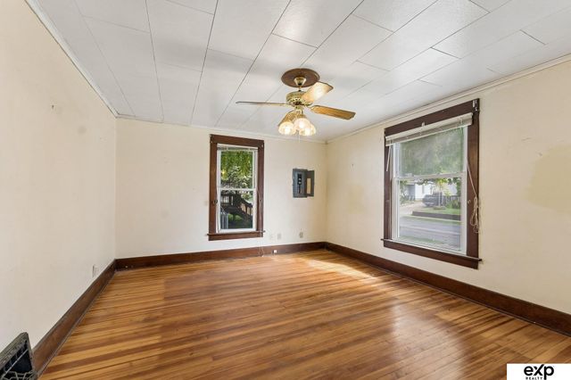152 Harrison Street, Council Bluffs, IA 51503