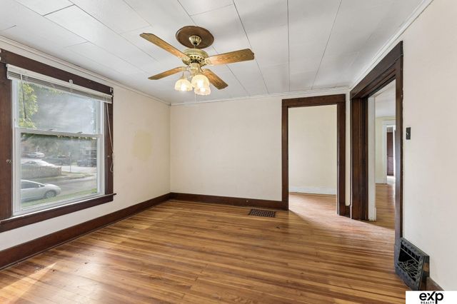 152 Harrison Street, Council Bluffs, IA 51503