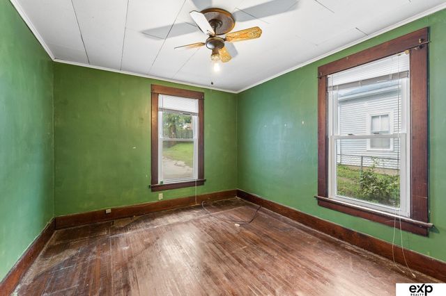 152 Harrison Street, Council Bluffs, IA 51503
