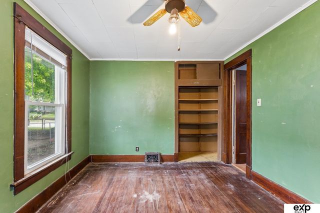 152 Harrison Street, Council Bluffs, IA 51503
