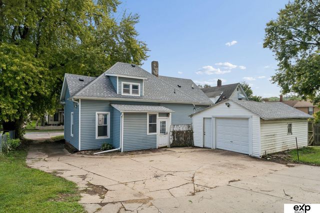152 Harrison Street, Council Bluffs, IA 51503