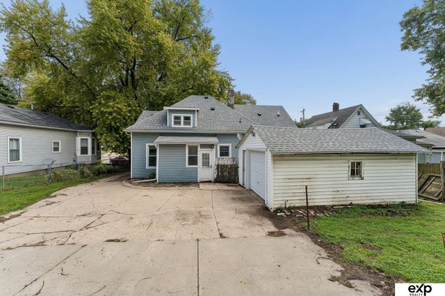 152 Harrison Street, Council Bluffs, IA 51503