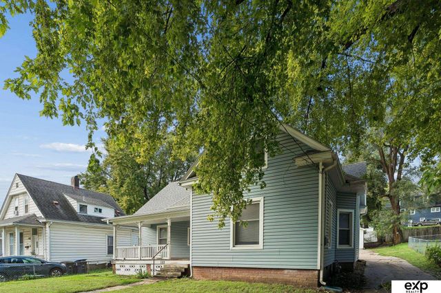 152 Harrison Street, Council Bluffs, IA 51503
