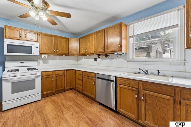 152 Harrison Street, Council Bluffs, IA 51503