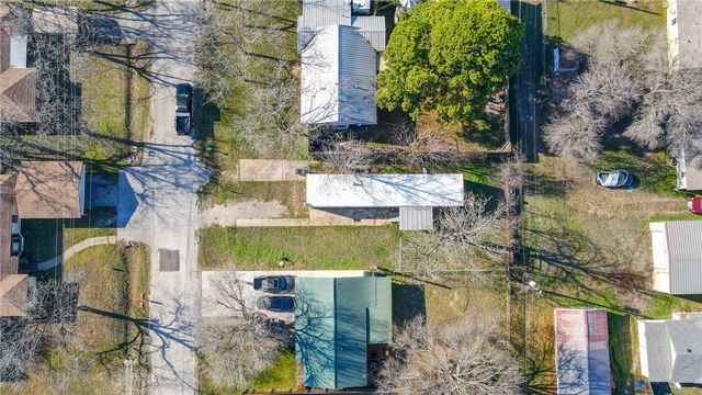 806 North Oneal Street, Caldwell, TX 77836