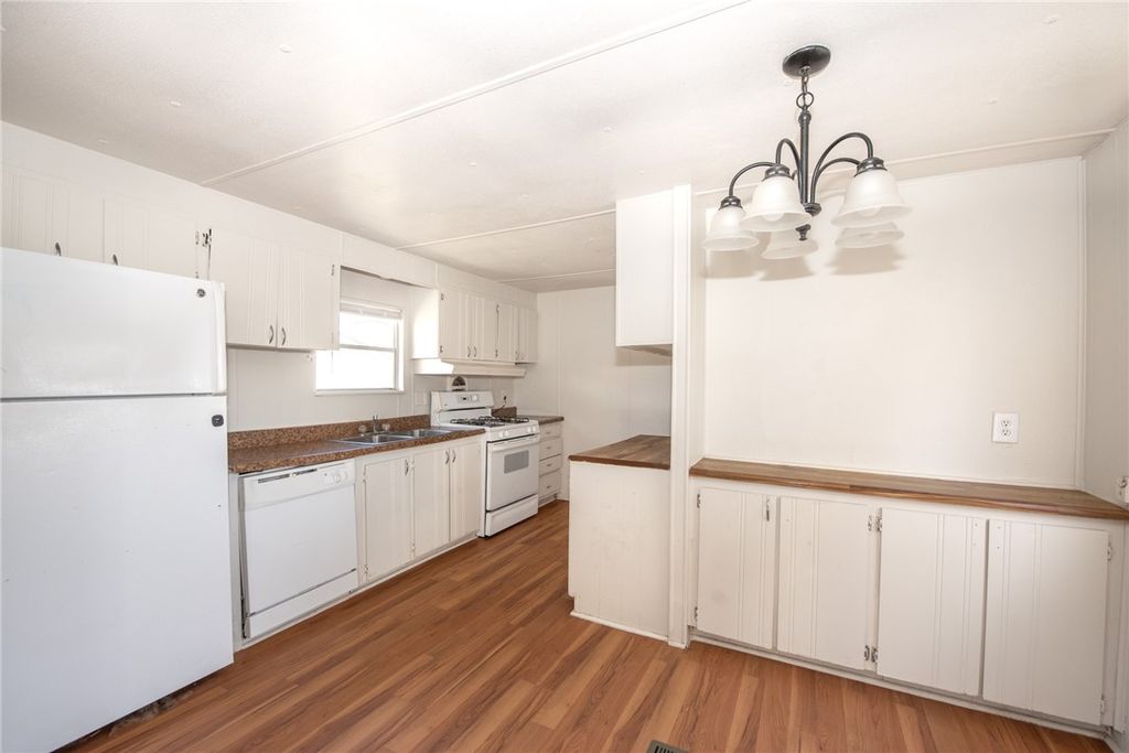 806 North Oneal Street, Caldwell, TX 77836 — photo 2