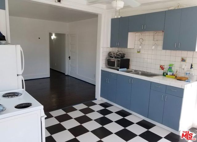 6640 Leland Way, Los Angeles, CA 90028