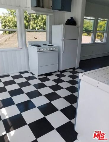 6640 Leland Way, Los Angeles, CA 90028