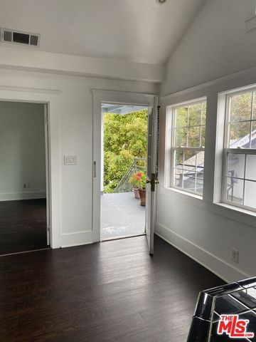 6640 Leland Way, Los Angeles, CA 90028