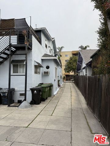 6640 Leland Way, Los Angeles, CA 90028