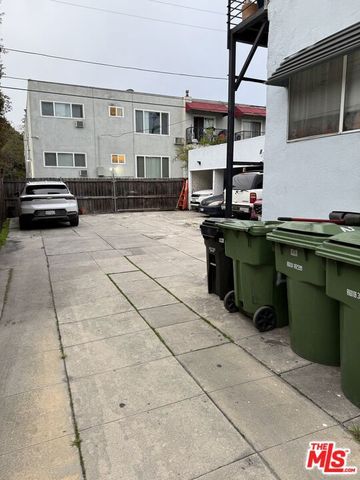 6640 Leland Way, Los Angeles, CA 90028