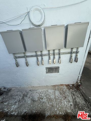 6640 Leland Way, Los Angeles, CA 90028