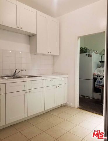 6640 Leland Way, Los Angeles, CA 90028