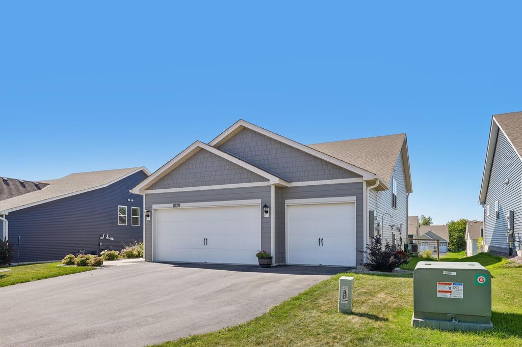 18071 Heirloom Court, Lakeville, MN 55044 — photo 3