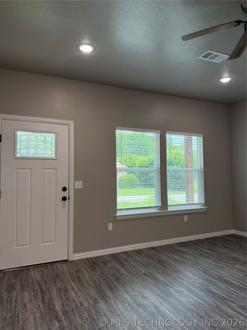 105 Russell, Caddo, OK 74729