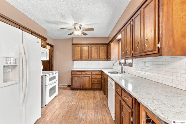 2610 Seaton Avenue, Fremont, NE 68025