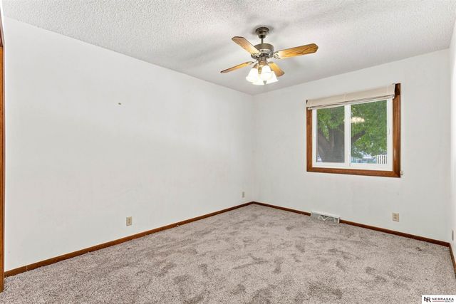 2610 Seaton Avenue, Fremont, NE 68025