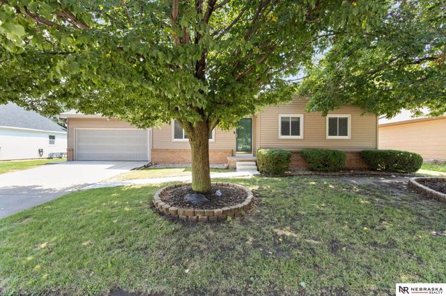 2610 Seaton Avenue, Fremont, NE 68025