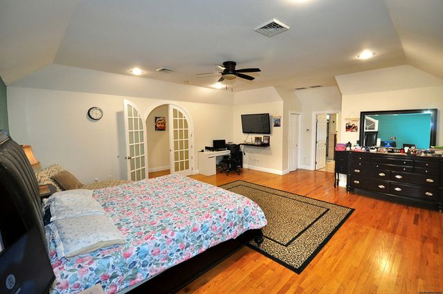 3 Maplecrest Lane, Hamden, CT 06514