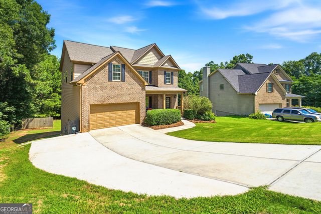 905 Maple Creek Court, Loganville, GA 30052