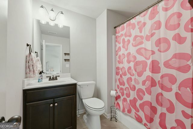 905 Maple Creek Court, Loganville, GA 30052