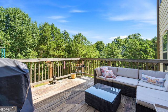 905 Maple Creek Court, Loganville, GA 30052