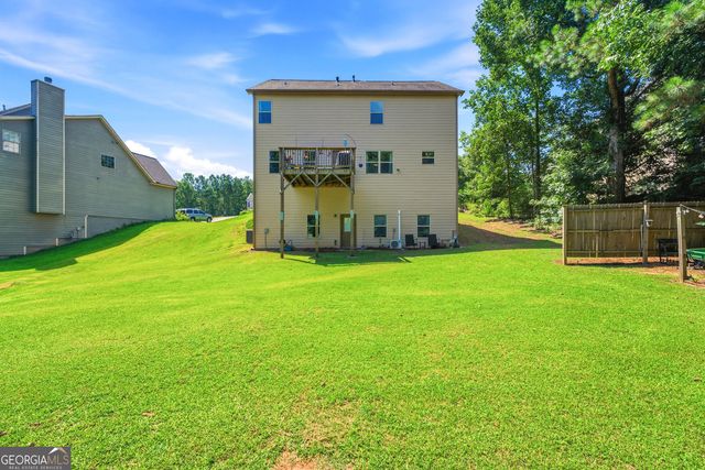 905 Maple Creek Court, Loganville, GA 30052