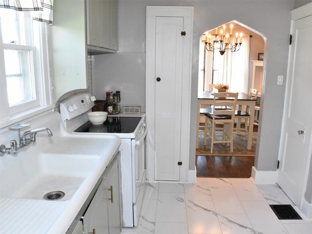 336 THOMAS Street, Cambridge Springs, PA 16403