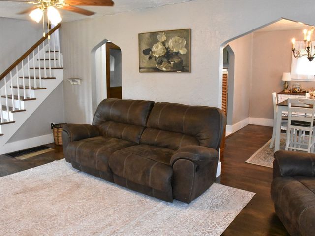 336 THOMAS Street, Cambridge Springs, PA 16403