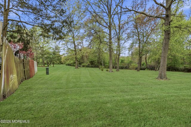 186 Coventry Drive, Lakewood, NJ 08701