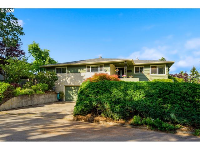 5615 FIRST Ct, West Linn, OR 97068