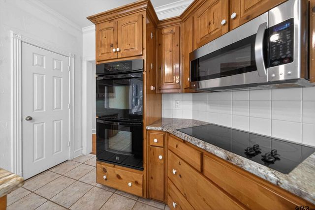 3605 Woods Blvd, Tyler, TX 75707