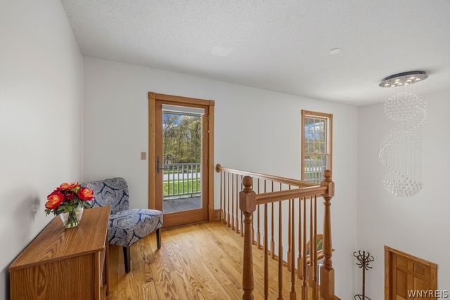 207 Forest Creek Lane, Grand Island, NY 14072