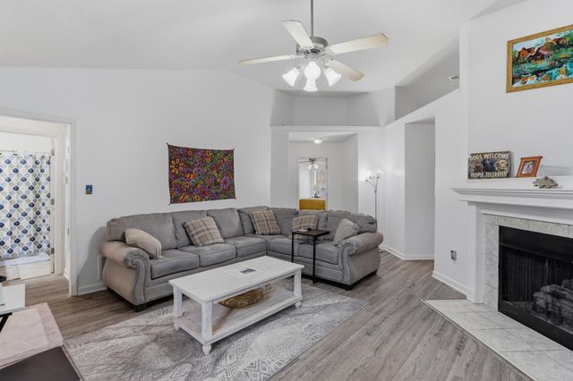 2481 BOXFORD LN, Cordova, TN 38016