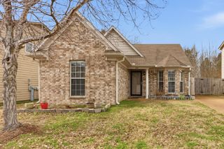 2481 BOXFORD LN, Cordova, TN 38016