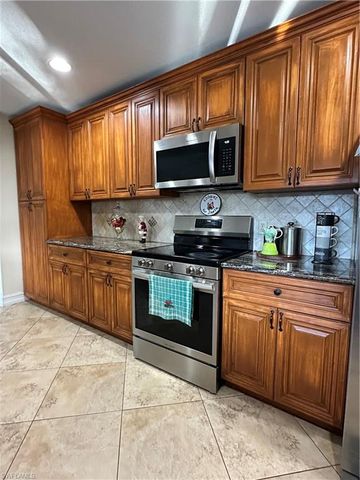 3766 SE 6th AVE, Cape Coral, FL 33904