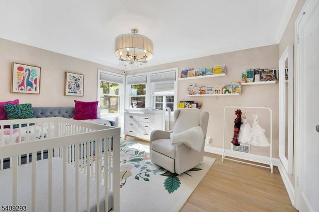 180 Highfield Ln, Nutley Twp., NJ 07110