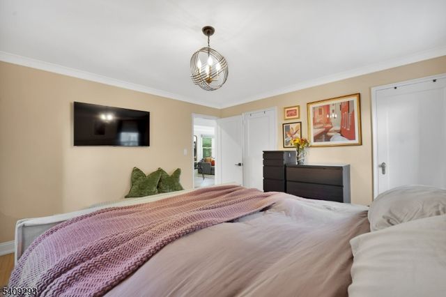 180 Highfield Ln, Nutley Twp., NJ 07110