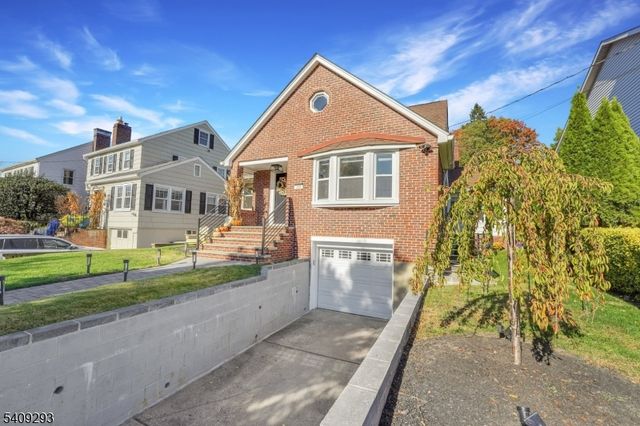 180 Highfield Ln, Nutley Twp., NJ 07110