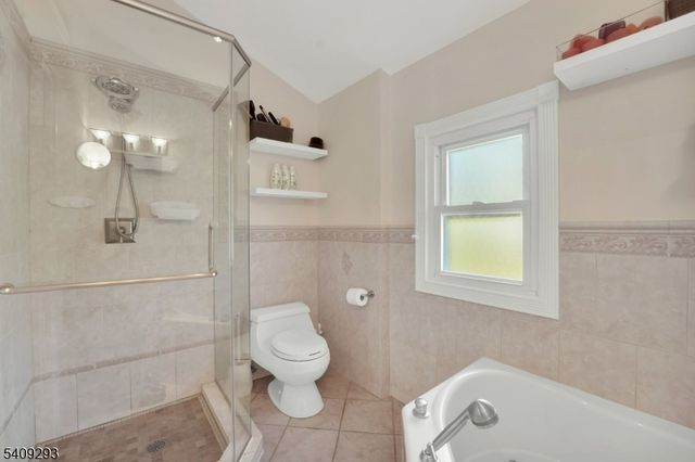 180 Highfield Ln, Nutley Twp., NJ 07110