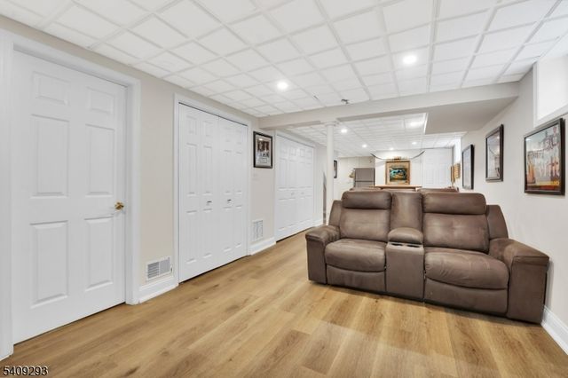 180 Highfield Ln, Nutley Twp., NJ 07110