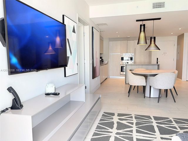 4010 S Ocean Drive R1113, Hollywood, FL 33019