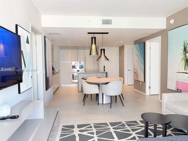 4010 S Ocean Drive R1113, Hollywood, FL 33019