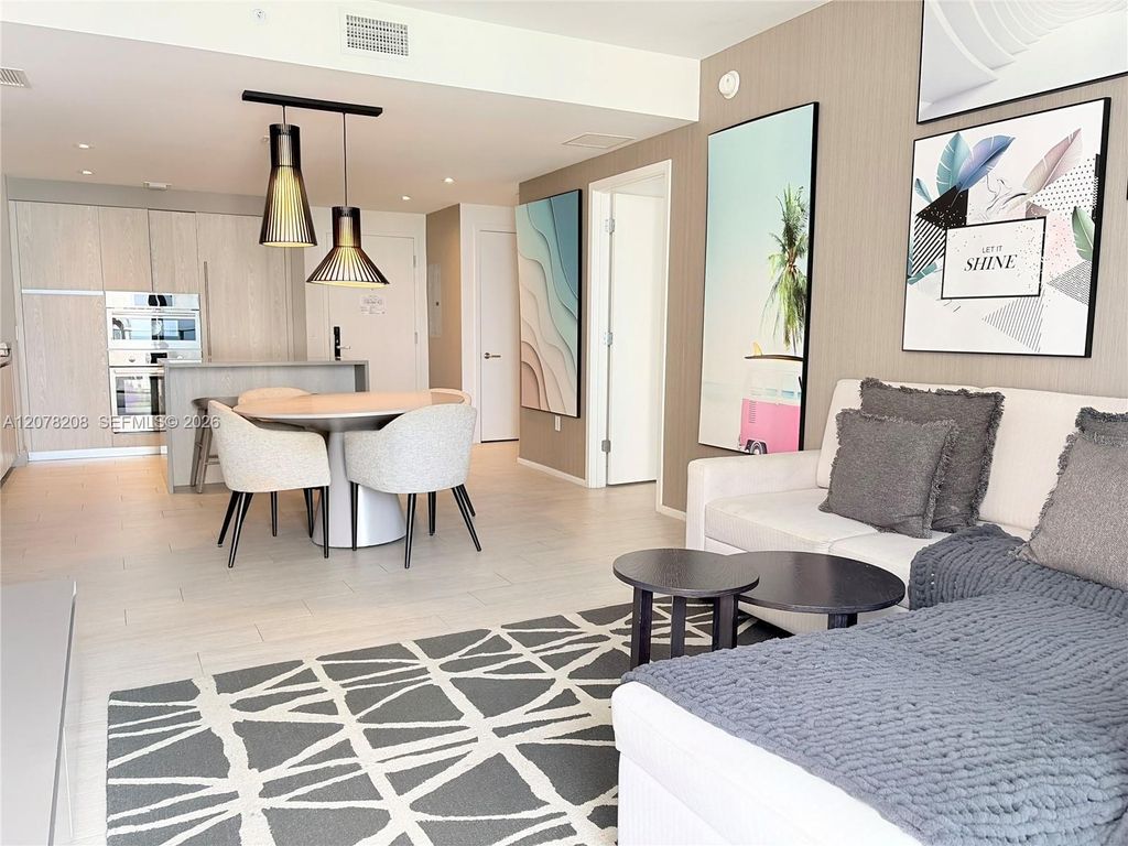 4010 S Ocean Drive R1113, Hollywood, FL 33019