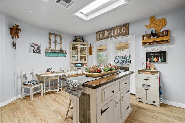 751 Blair Ave, Bastrop, TX 78602