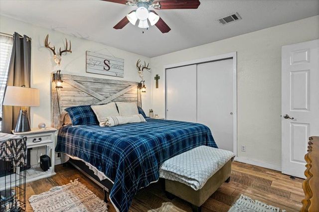 751 Blair Ave, Bastrop, TX 78602