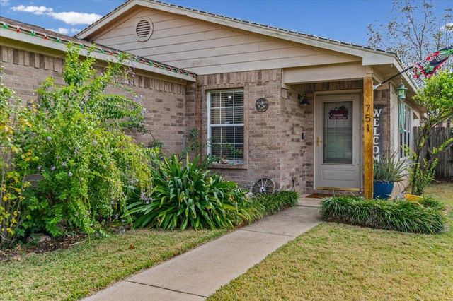 751 Blair Ave, Bastrop, TX 78602